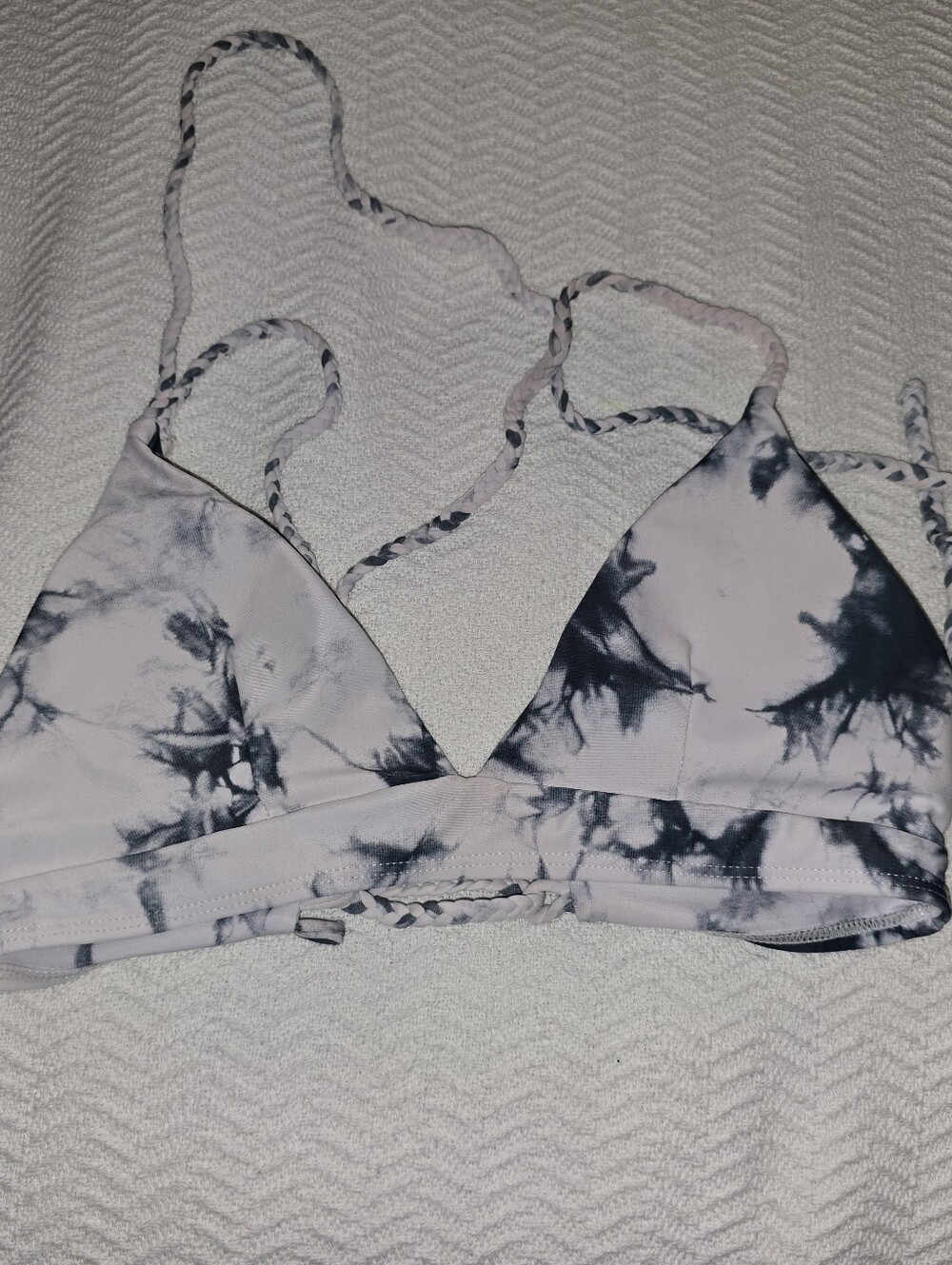 Romwe Tie Dyed Patterned Multicolored Bikini Top Only sz Small inserts included